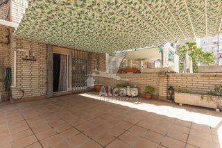 Piso en venta en Reyes Católicos en Alcalá de Henares