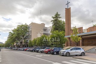 Piso en venta en Reyes Católicos en Alcalá de Henares