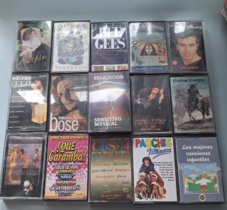 Lote 16 Cintas Cassette Variadas y 14 mas de regal