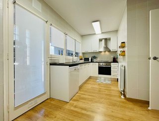 Dúplex en venta en Corbera de Llobregat