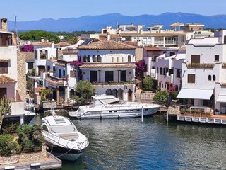 Piso en venta en Empuriabrava en Castelló d´Empúries