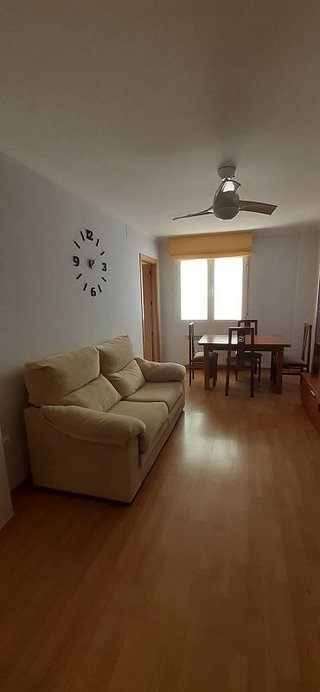Piso en alquiler en Centro en Valdepeñas