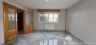 Casa adosada en venta en Maracena