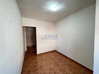 Chalet en venta en Zona Parque de las Infantas - Magdalena en Valdepeñas