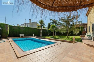 Chalet en venta en Otura