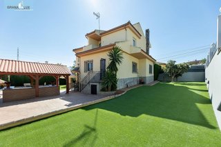 Chalet en venta en Otura