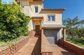 Chalet en venta en Otura