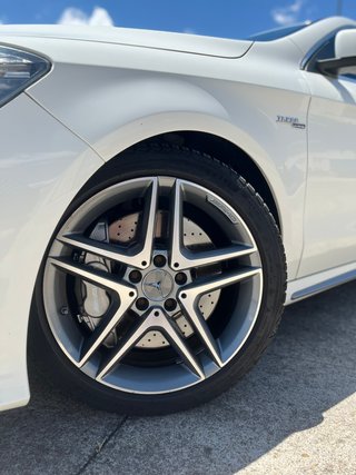 Mercedes-Benz CLA 45 AMG Shooting Brake