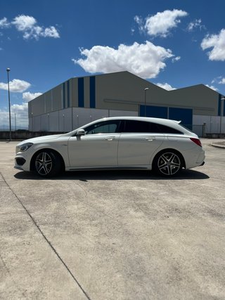 Mercedes-Benz CLA 45 AMG Shooting Brake