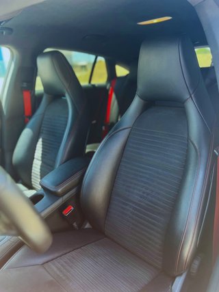 Mercedes-Benz CLA 45 AMG Shooting Brake