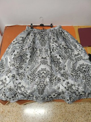 Traje de fallera adulta plata y gris