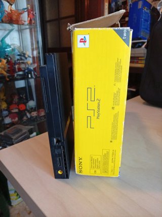 Consola Sony PS2 Slim Negra y Amarilla