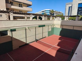 Piso en venta en Puerto Banús en Marbella