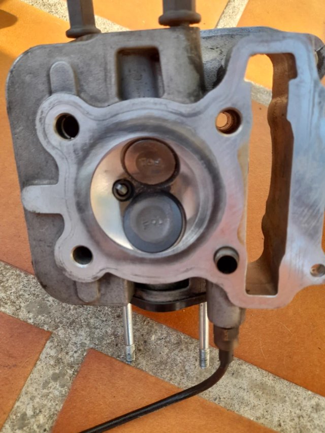 Culata Peugeot 125 Inyección