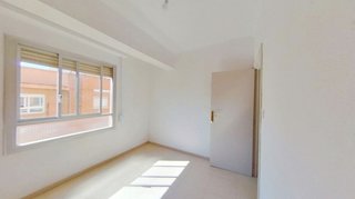 Piso en venta en Els Orriols en Valencia
