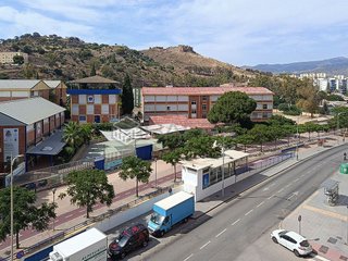 Piso en venta en Parque Victoria Eugenia en Málaga