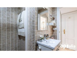 Casa en venta en Les Arenes - La Grípia  Can Montllor en Terrassa