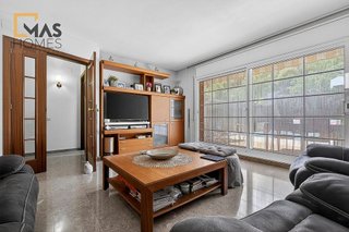 Casa adosada en venta en Sant Fost de Campsentelles