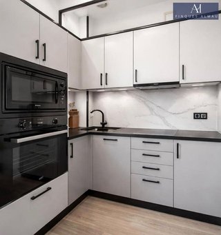 Piso en venta en La Pineda en Castelldefels