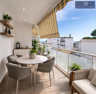 Piso en venta en La Pineda en Castelldefels