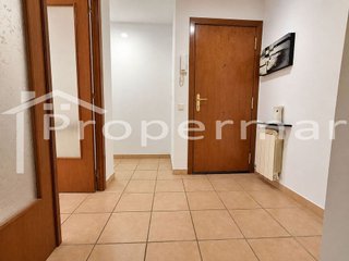 Piso en venta en Roca del Vallès, la