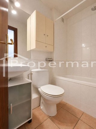Piso en venta en Roca del Vallès, la