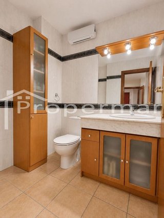 Piso en venta en Roca del Vallès, la