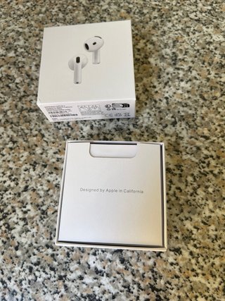 AirPods