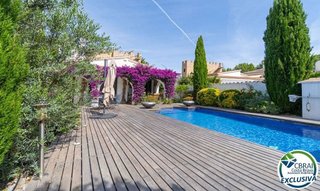 Chalet en venta en Empuriabrava en Castelló d´Empúries