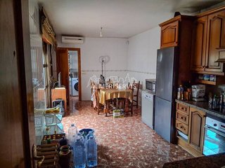 Casa adosada en venta en Plaza de la Luz en Ejido (El)