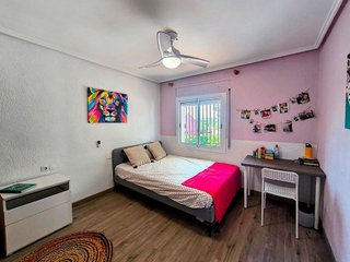 Casa en venta en Las Pedrizas en Chiva