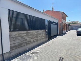 Casa adosada en venta en Medina del Campo