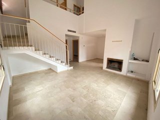 Casa pareada en venta en Sanlúcar la Mayor
