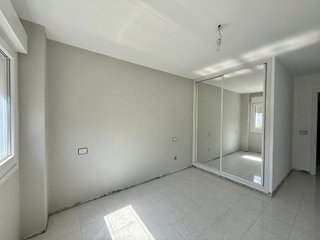 Piso en venta en Grove (O)
