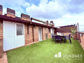 Dúplex en venta en Centre en Castellar del Vallès