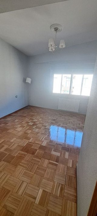Piso en venta en Couto en Ourense