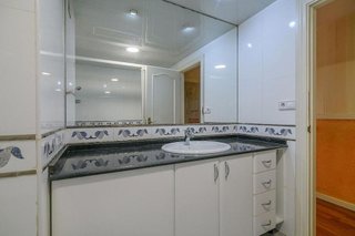 Piso en venta en Centre en Hospitalet de Llobregat, L´