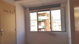 Piso en venta en Porta en Barcelona