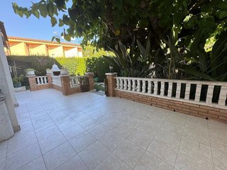 Casa adosada en venta en Casc Antic - Nou Cambrils en Cambrils