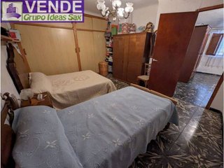 Casa adosada en venta en Sax