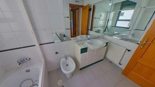 Piso en venta en Palomeras bajas en Madrid