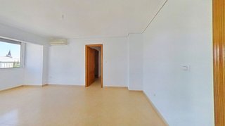 Piso en venta en Tres Huertas - El Torrejón - El Cerezo en Sevilla