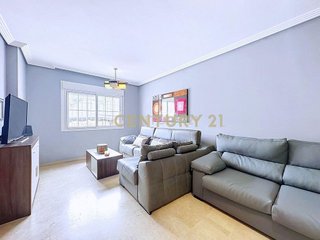 Casa adosada en venta en Polígonos - Recinto Ferial Cortijo de Torres en Málaga