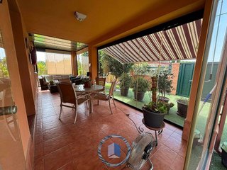 Chalet en venta en Montequinto en Dos Hermanas