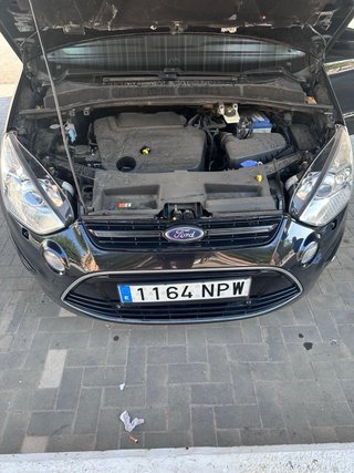 Ford S-MAX 2011