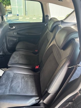 Ford S-MAX 2011