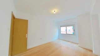 Piso en venta en Benicalap en Valencia