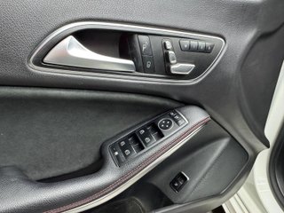 Mercedes-Benz CLA CLA 200