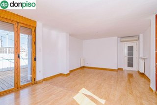 Piso en venta en Camino de Ronda - Rosaleda en Granada