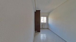 Piso en venta en Juan de la Cierva en Getafe